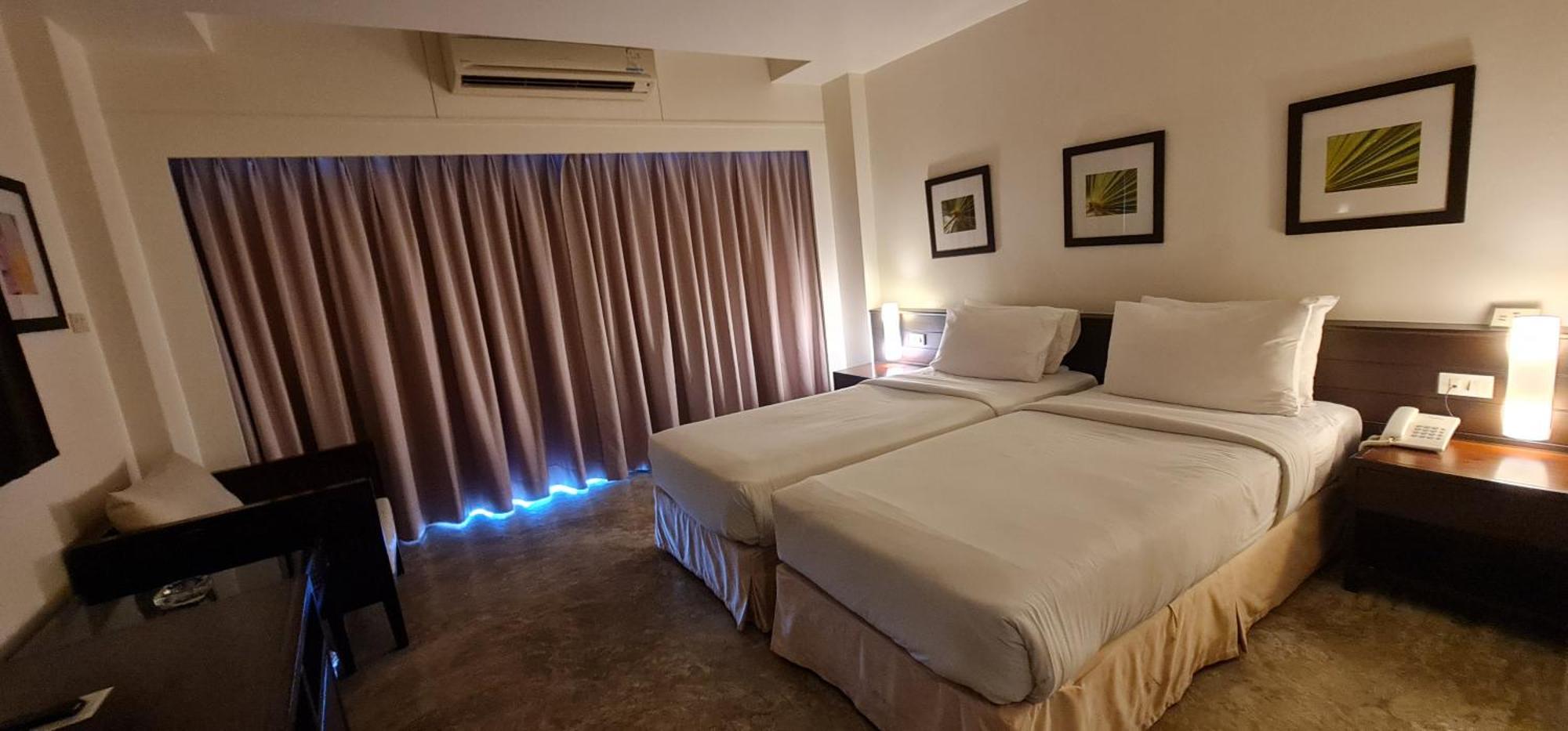 Grand Hotel Pattaja Kültér fotó