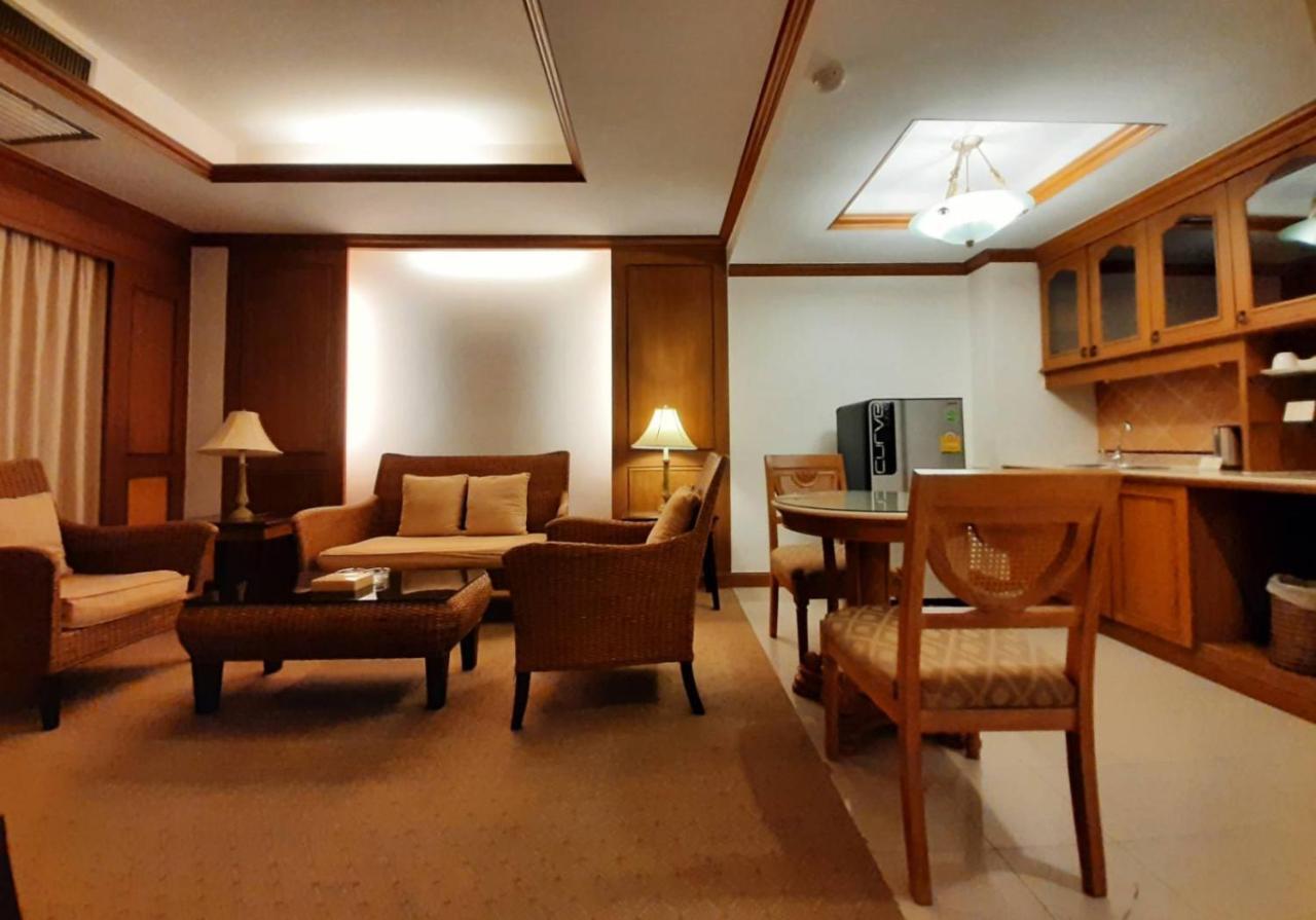 Grand Hotel Pattaja Kültér fotó