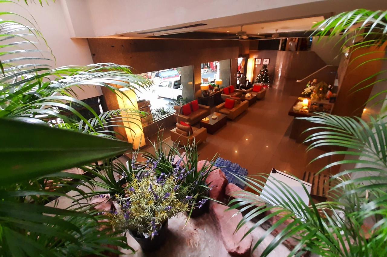 Grand Hotel Pattaja Kültér fotó